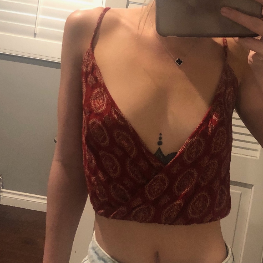 Brandy Melville Crop top